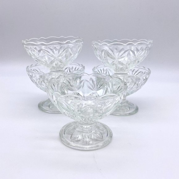 Vintage 1960s Anchor Hocking Pedestal Cups - Set of 5 Vintage Glass Cups - Picture 7 of 7